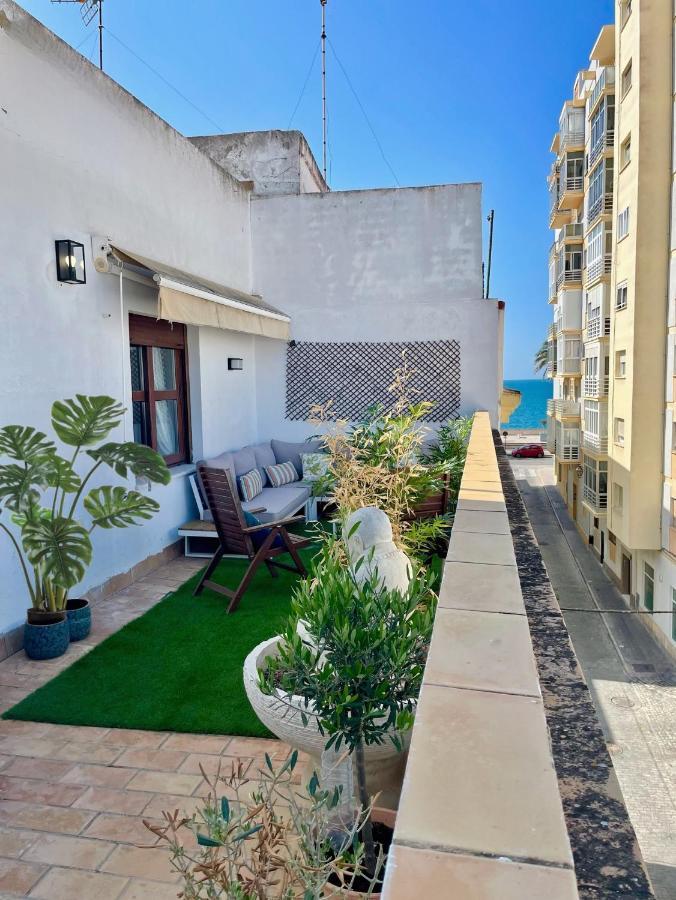 Gatu Premium Atico Caleta , Preferente Mayores De 25 Anos Y Familias Cádiz Exteriér fotografie