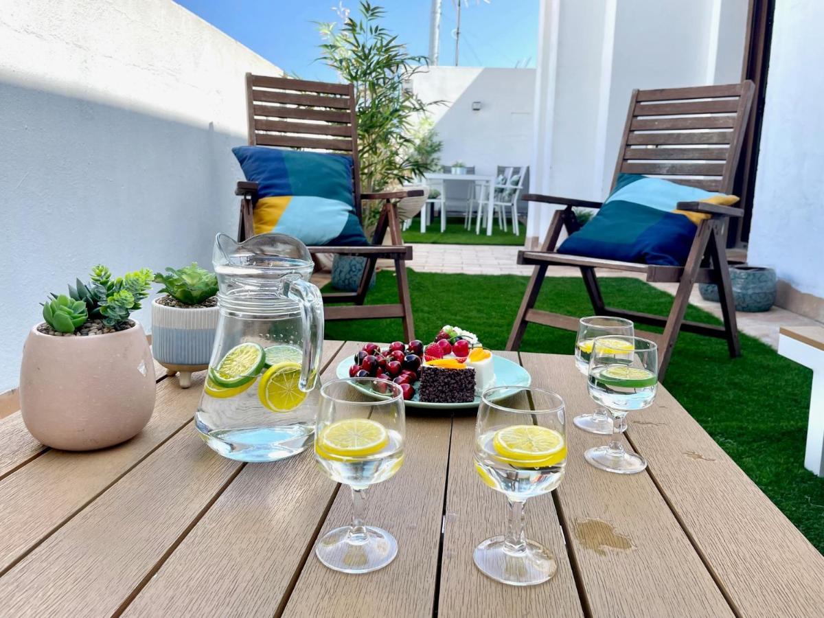 Gatu Premium Atico Caleta , Preferente Mayores De 25 Anos Y Familias Cádiz Exteriér fotografie